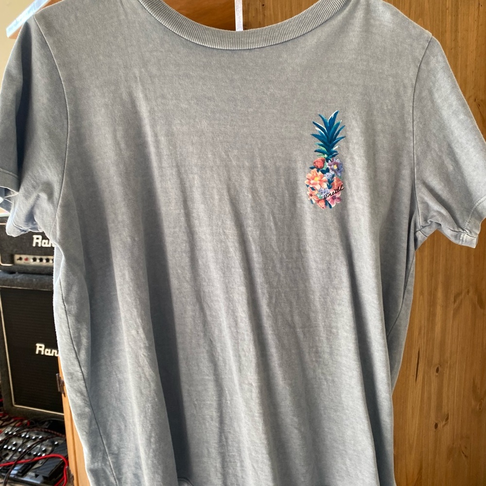 Women’s O’neill Light Blue Short Sleeve Tee (Size Small)